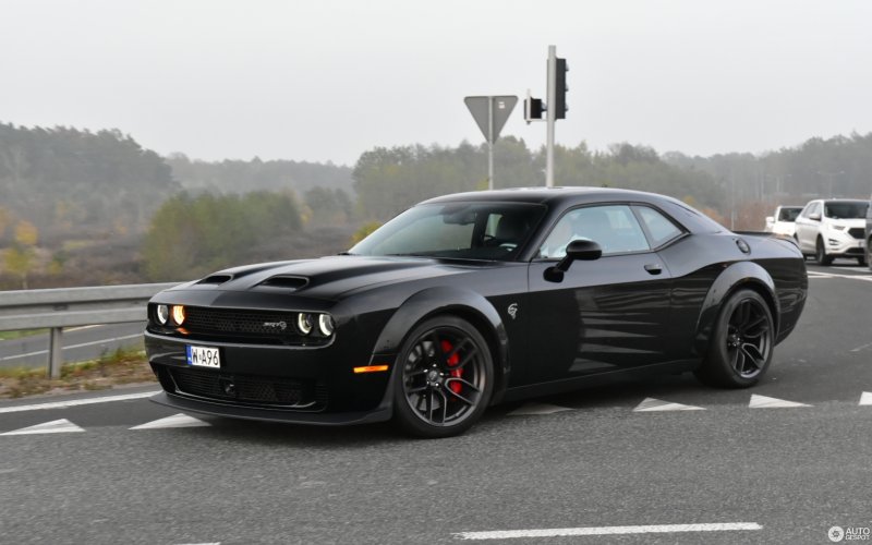 Dodge Challenger srt8 2014