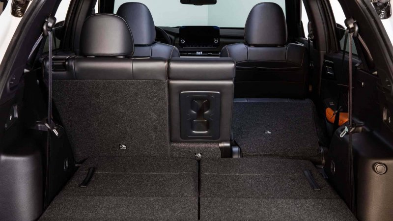 Mitsubishi Outlander 2021 салон