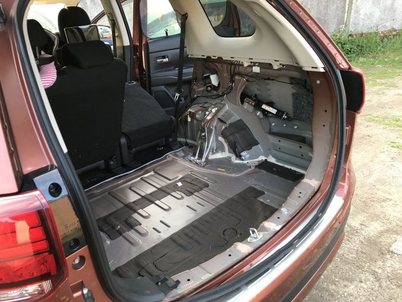 Mitsubishi Outlander 2017 багажник