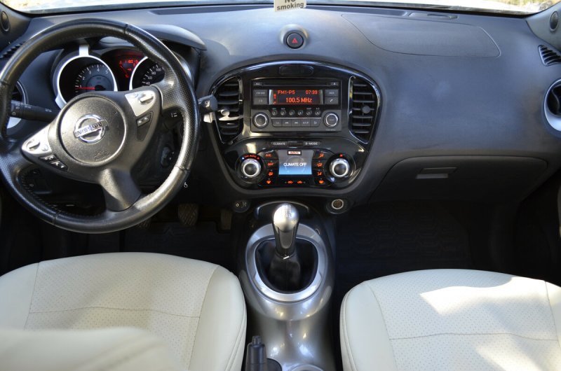 Nissan Juke салон механика