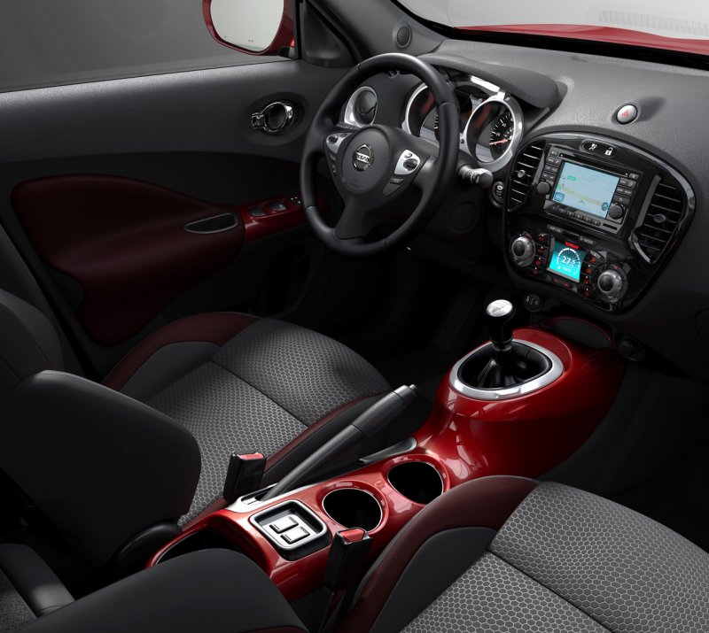 Nissan Juke 2011 салон