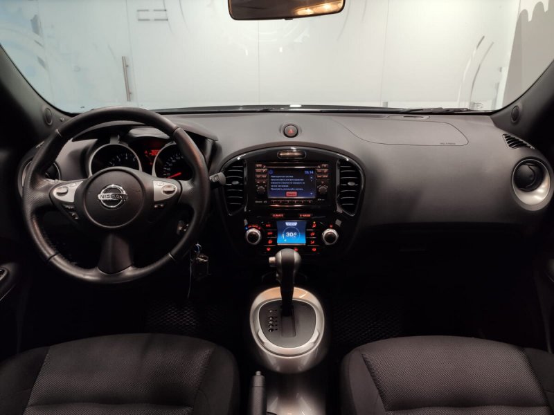 Nissan Juke 2014 салон