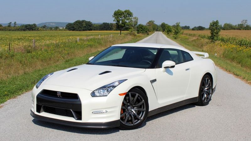Ниссан GTR r35