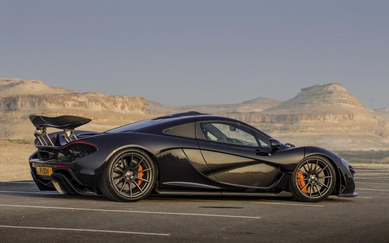 MCLAREN p1 2013