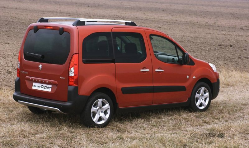 Peugeot partner II белый