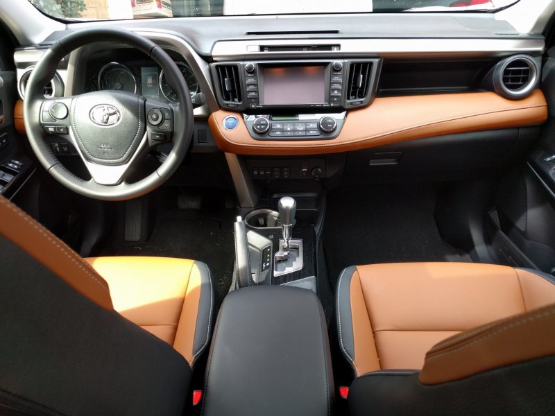 Toyota rav4 2017 салон