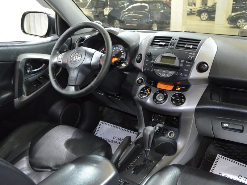 Toyota rav4 2017 салон