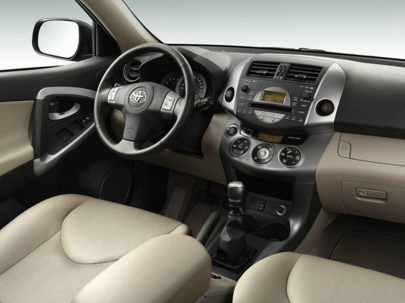 Toyota rav4 2010 салон