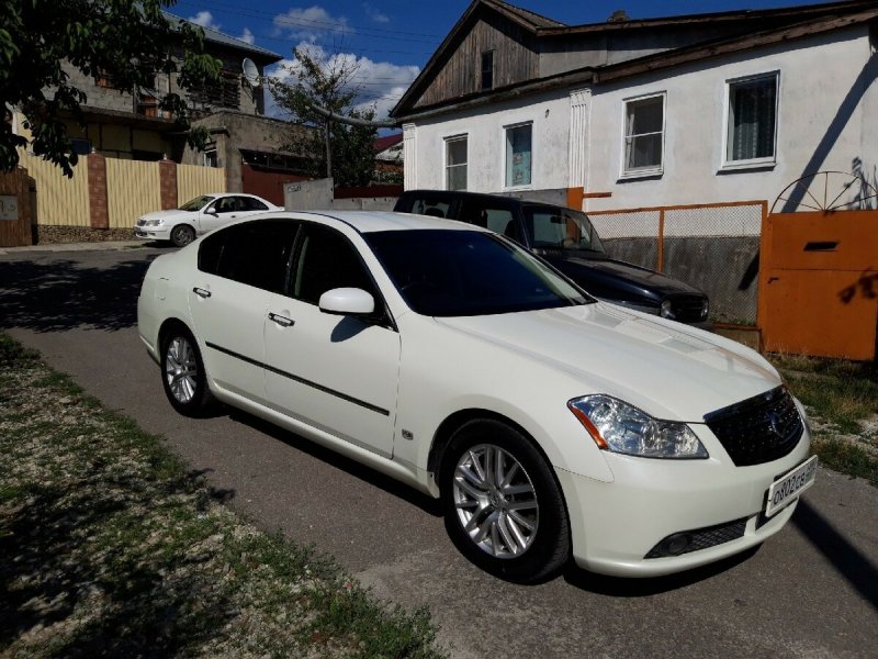 Nissan Fuga 2008