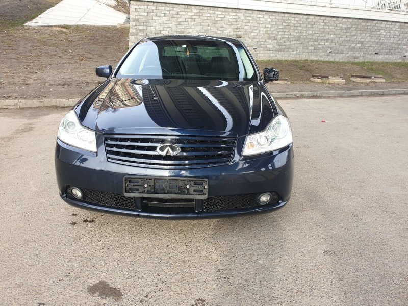 Nissan Fuga 2010 салон