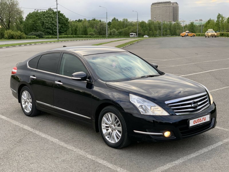 Ниссан Теана черный 750.000