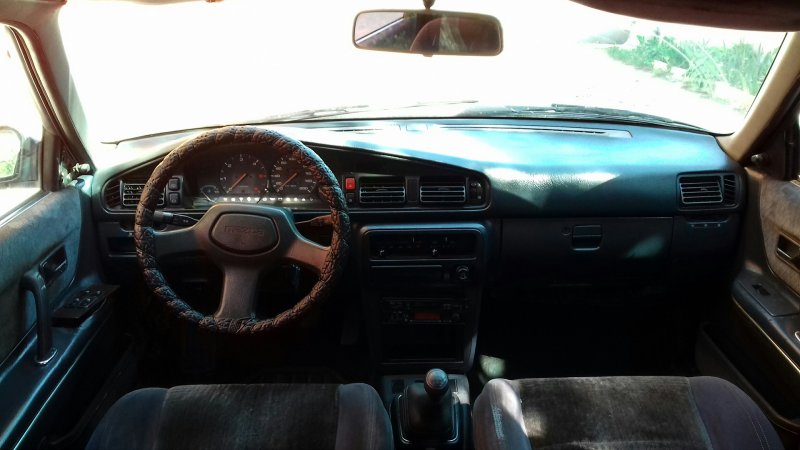 Mazda 626 1988 салон