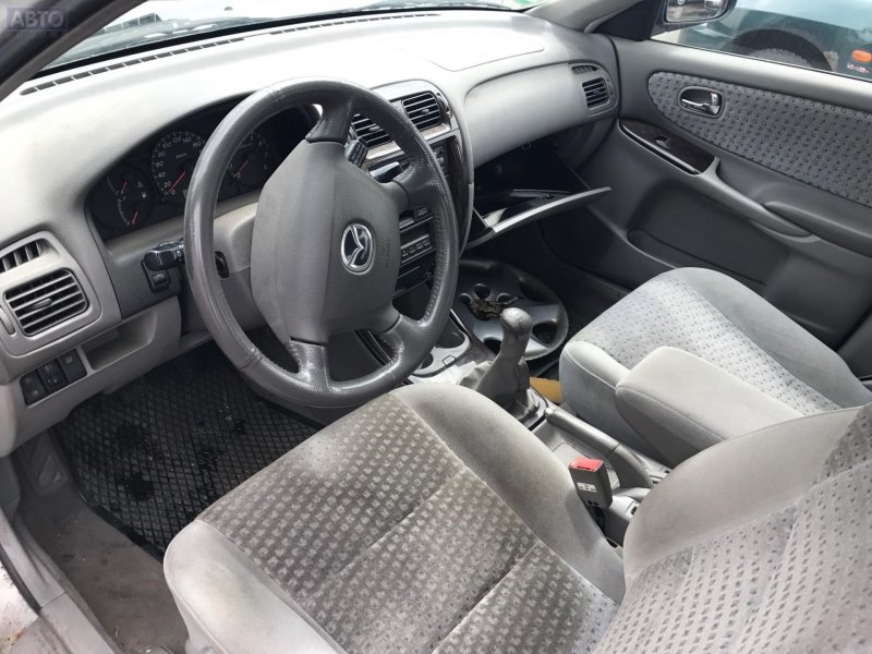 Mazda 626 gf салон