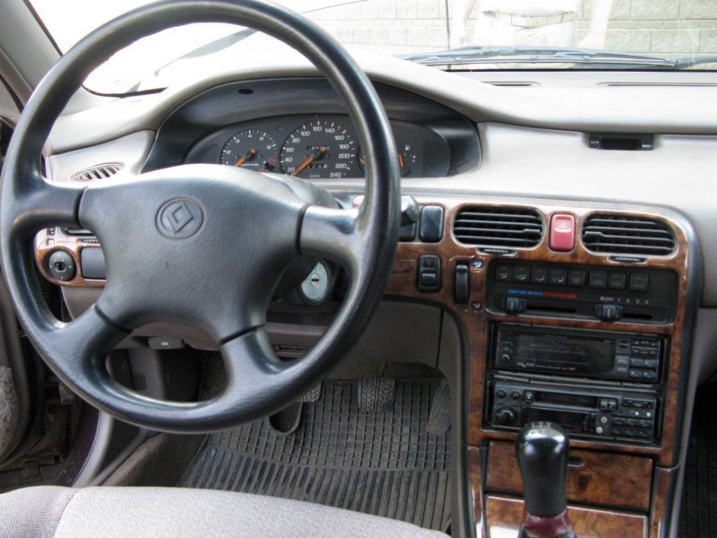Mazda 626 ge салон