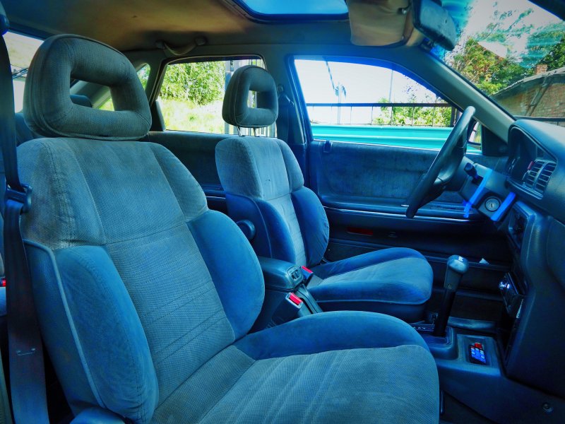 Mazda 626 III салон