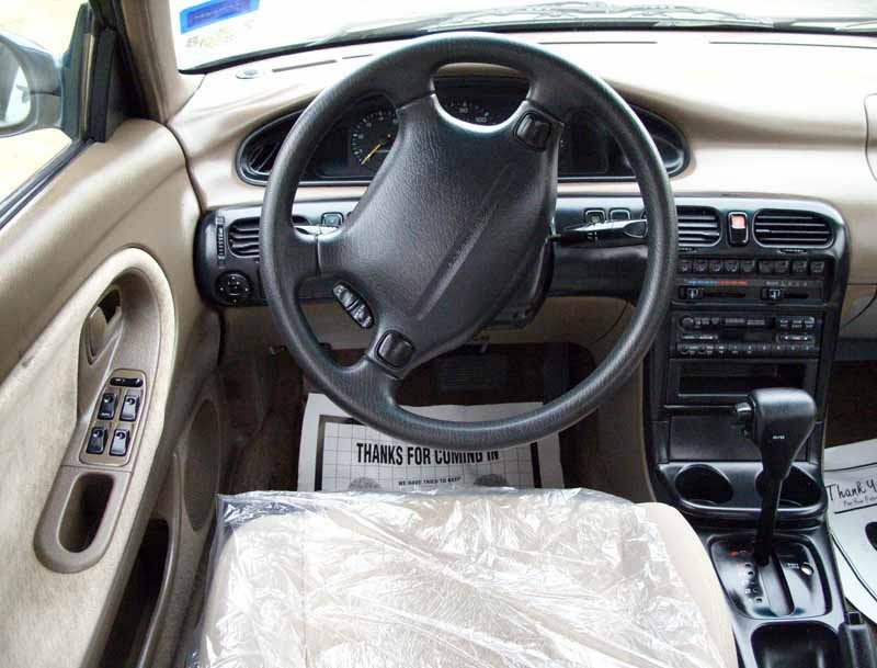 Mazda 626 IV ge салон