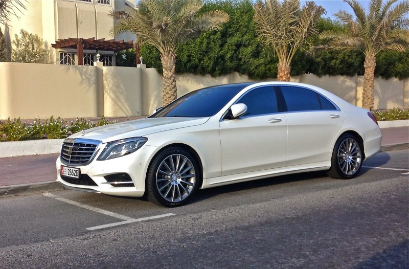 Mercedes Benz w222 белый