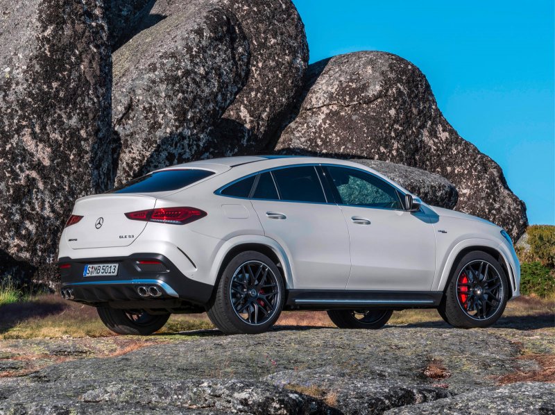 Мерседес GLA Coupe 2020