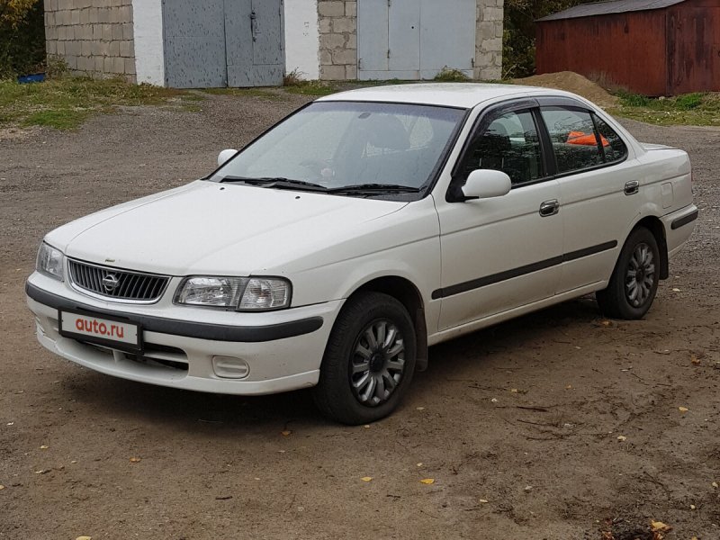 Nissan Sunny b15