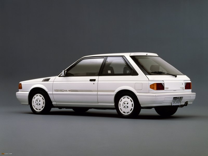 Nissan Sunny b12 1986