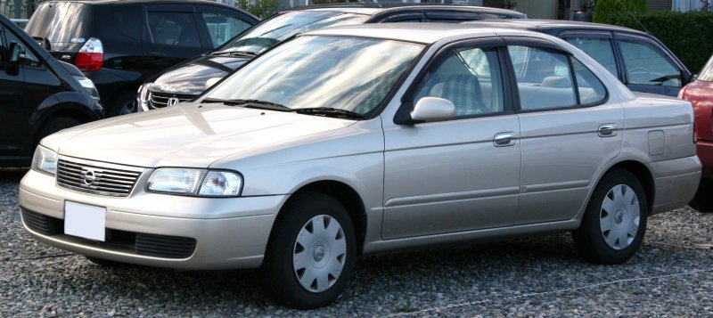Nissan Sunny 200