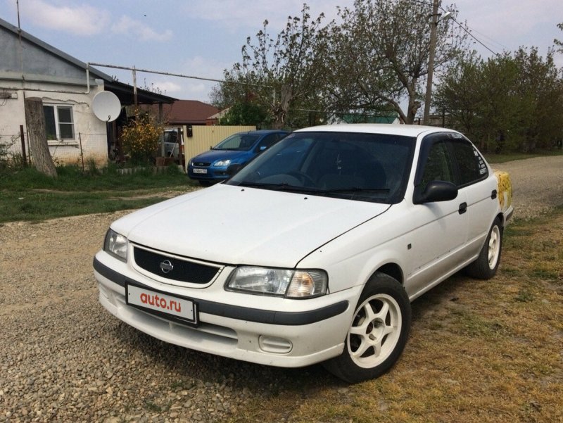 Ниссан Санни в15