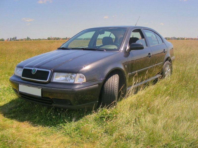 Октавия 1.8 турбо