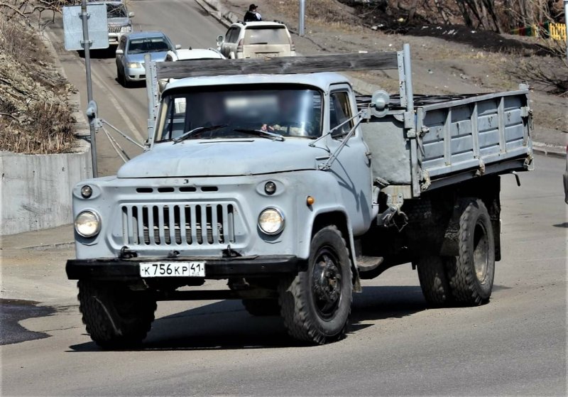Грузовик ГАЗ 53-12