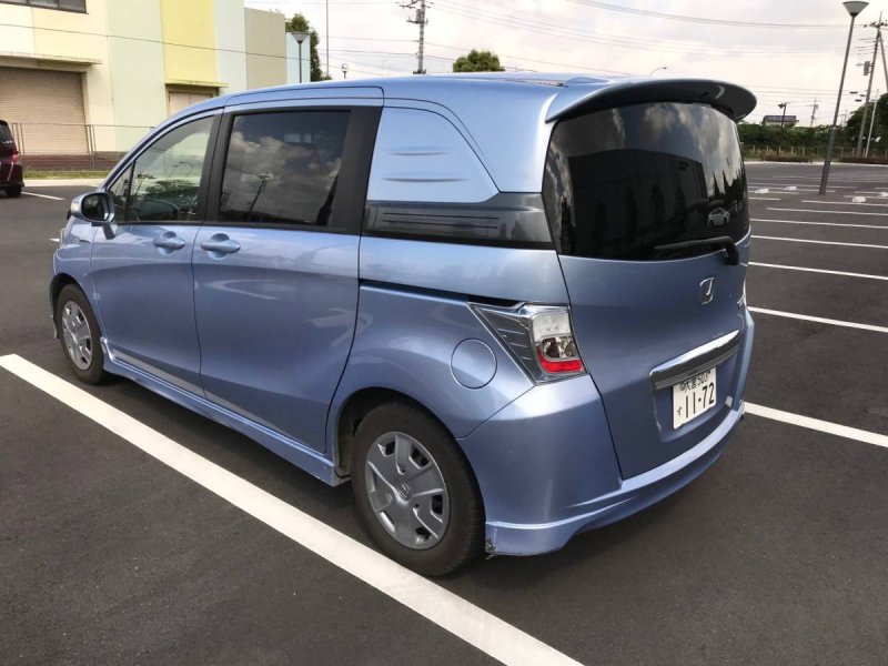 Honda freed 2011