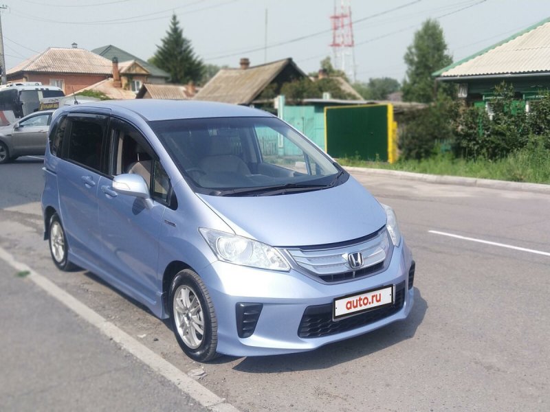 Honda freed 2008