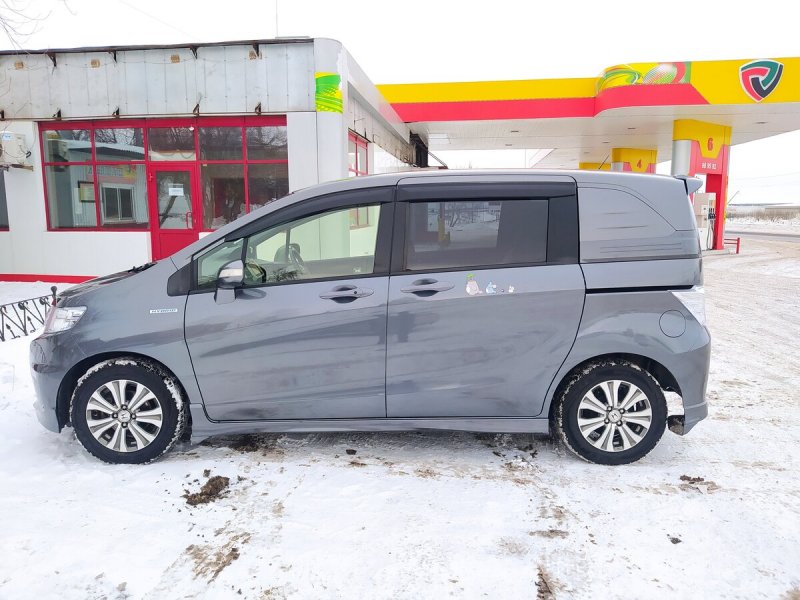 Honda freed 1.5 CVT, 2015