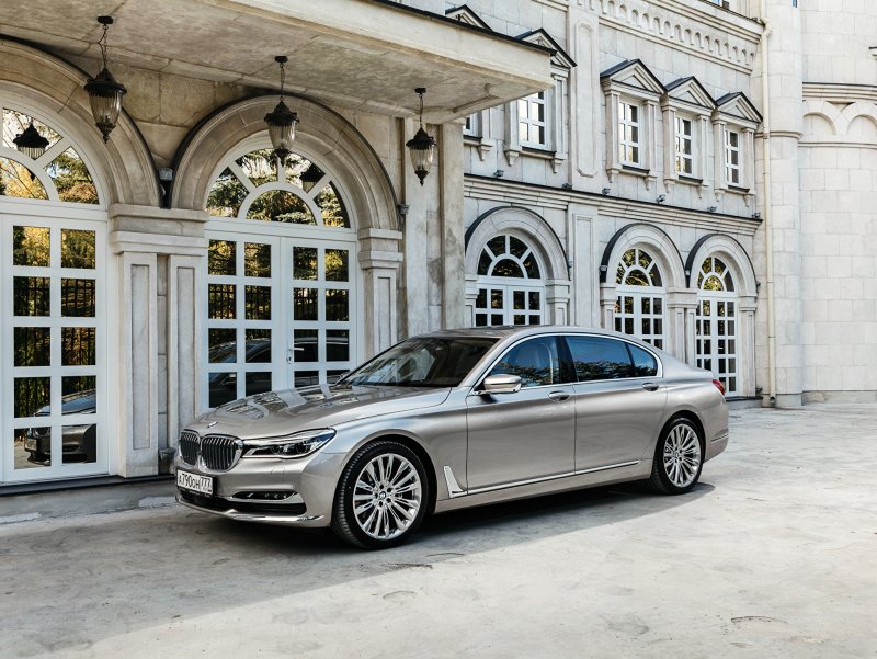 BMW 7 седан