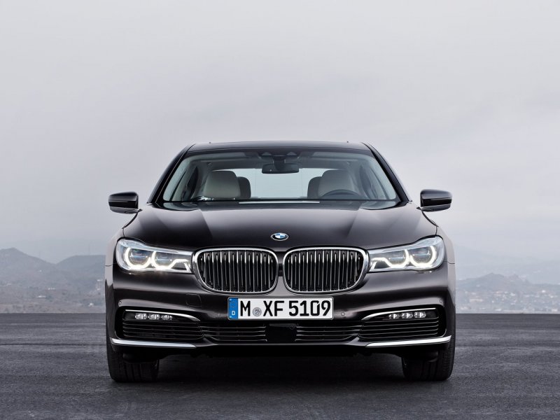 BMW 750li g12