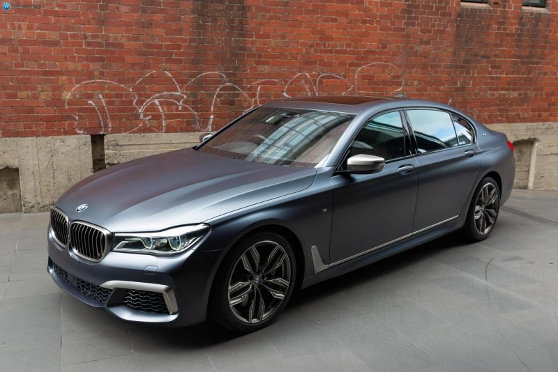 BMW m760li XDRIVE g12