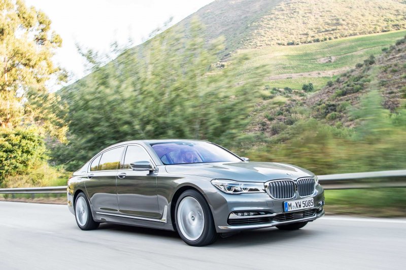 BMW 7-Series 750li XDRIVE