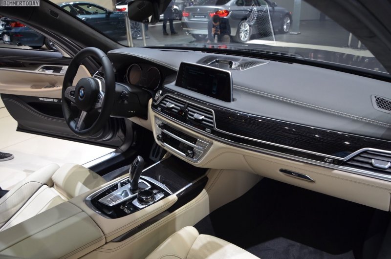 БМВ 760 li салон