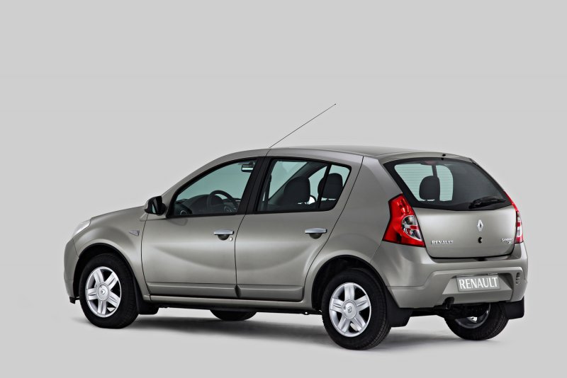Renault Sandero 1