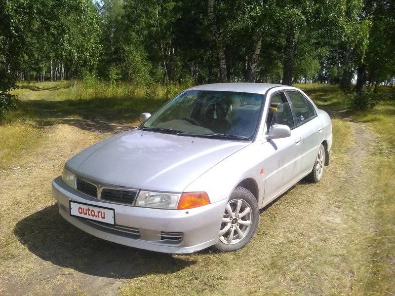 Митсубиси Каризма 1998