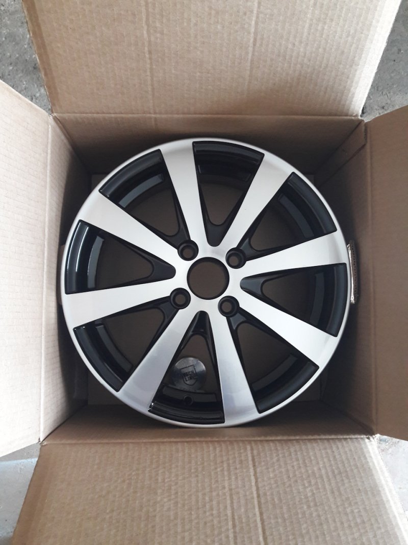 Колесный диск Trebl 64j45h 6x15/5x114.3 d67.1 et45 Black