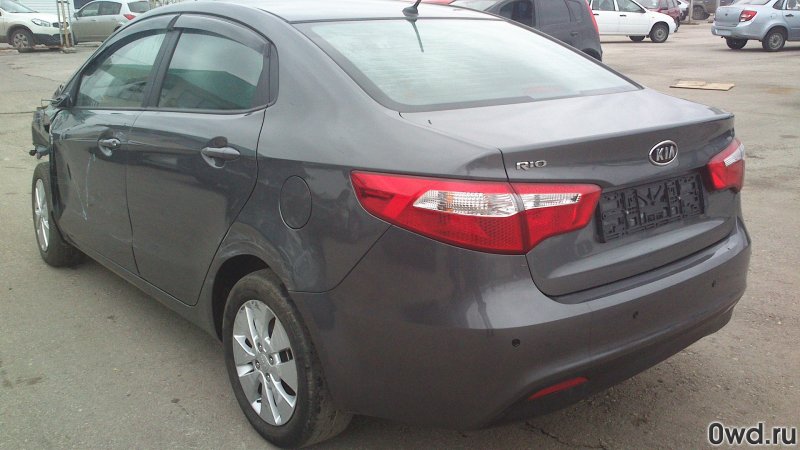 Kia Rio 2012 серая