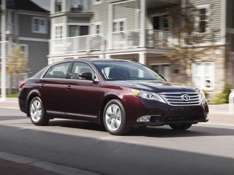 Toyota Avalon 2010