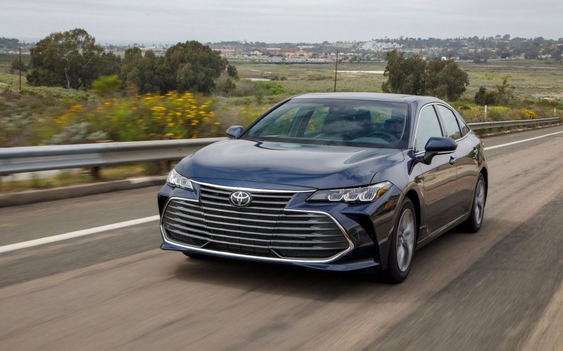 Toyota Avalon XLE 2018