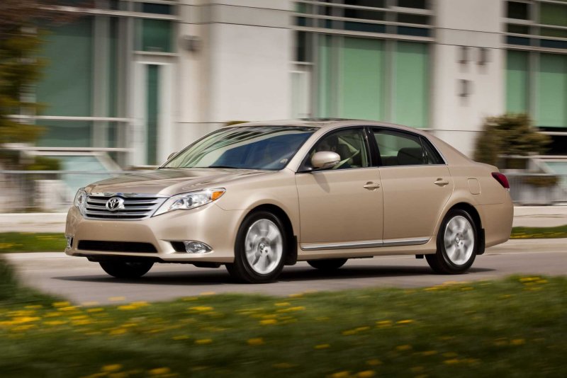 Toyota Avalon 2011