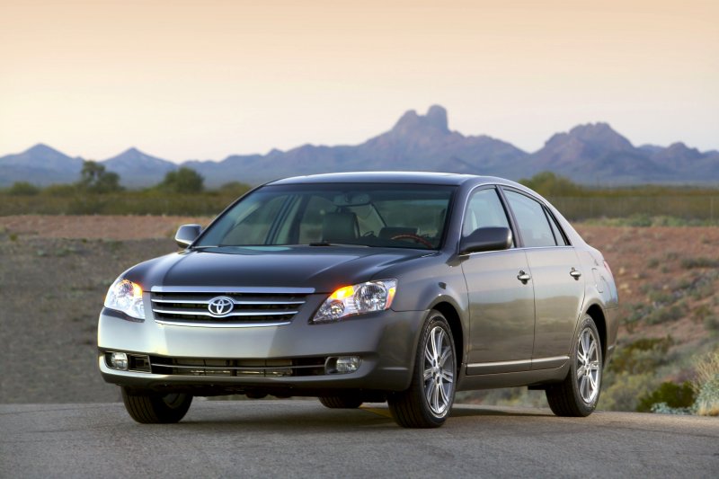 Toyota Avalon 2005