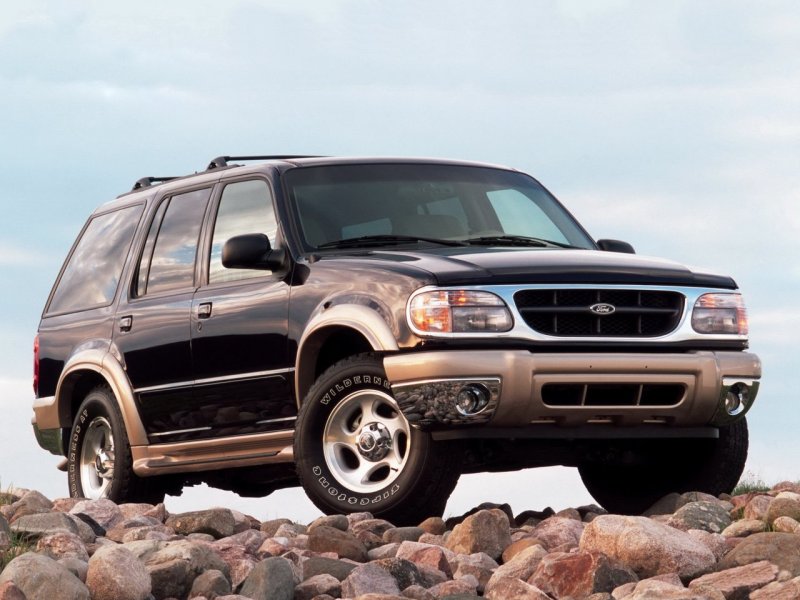 Ford Explorer 2