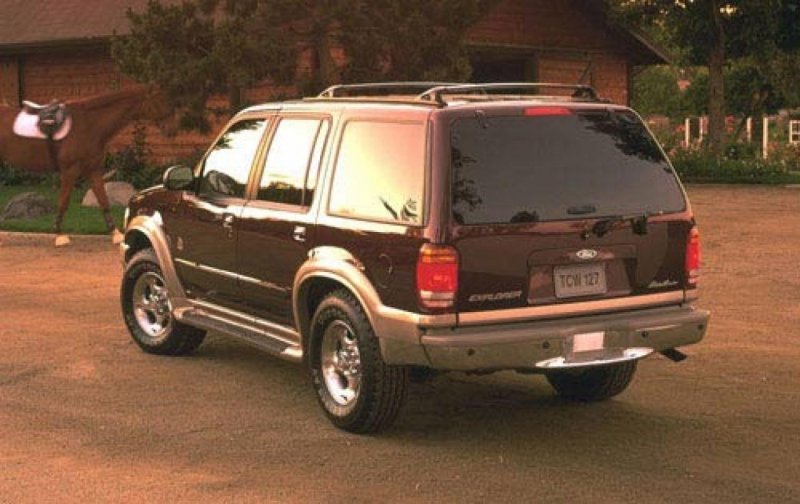 Ford Explorer 2