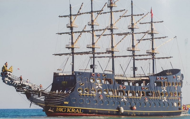 Корабль Барбосса Алания