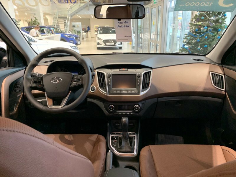 Hyundai Creta Black Brown 4wd 360