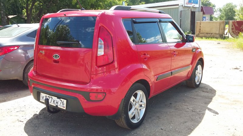 Kia Soul сзади 2006