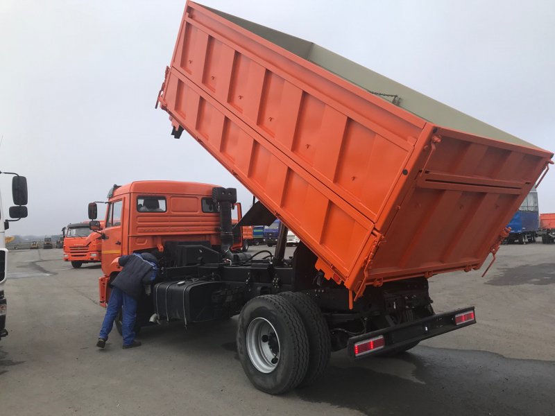 КАМАЗ 43255 самосвал сельхозник